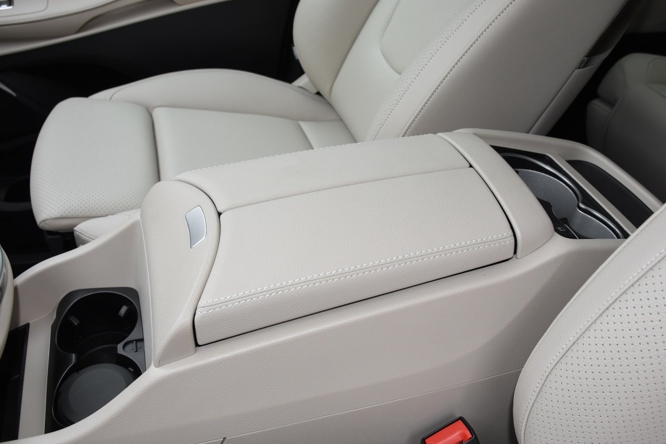 WG1642160050 Front Right Handrail Assembly for Howo Truck