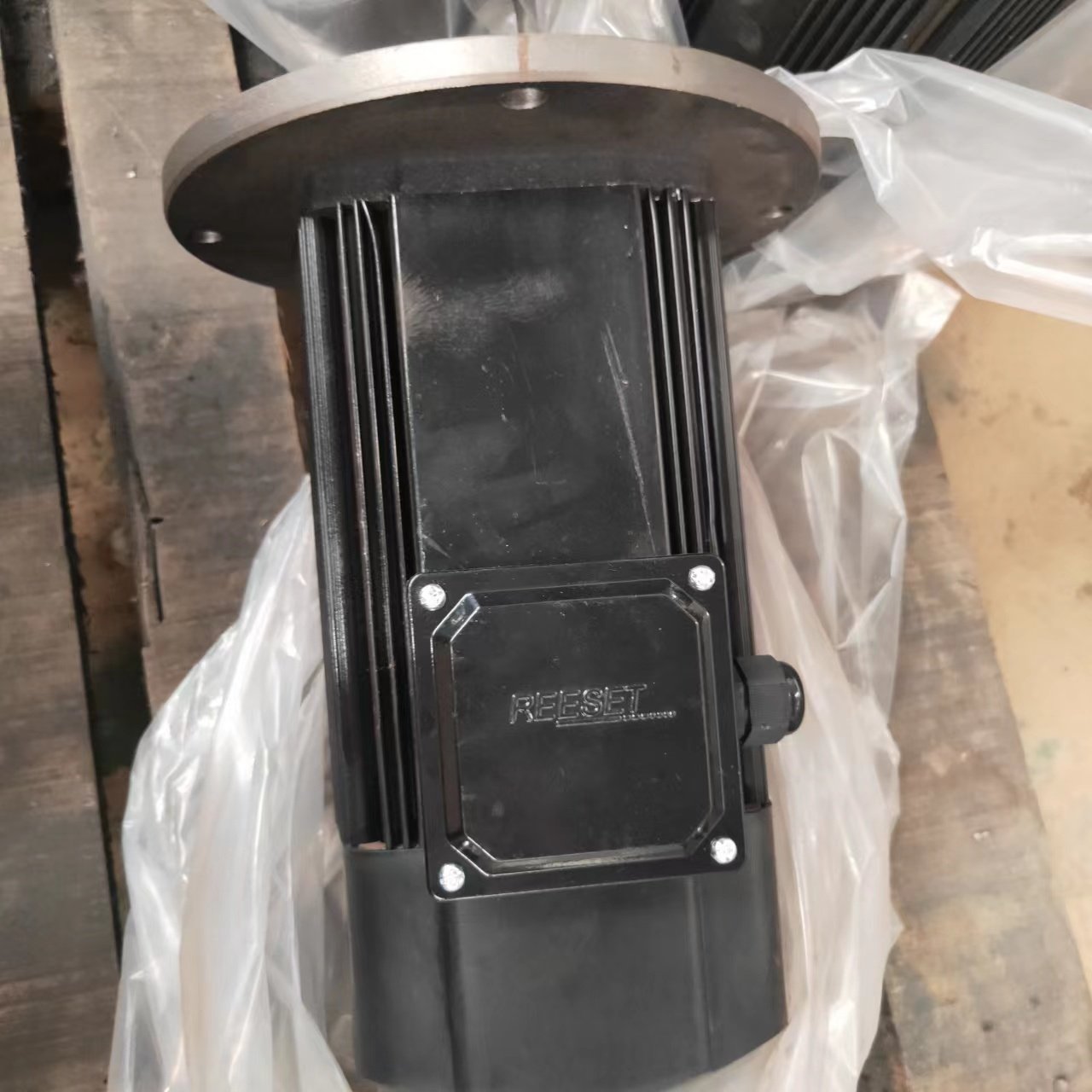 WG2222020001 Input Shaft End Cover for Howo Transmission