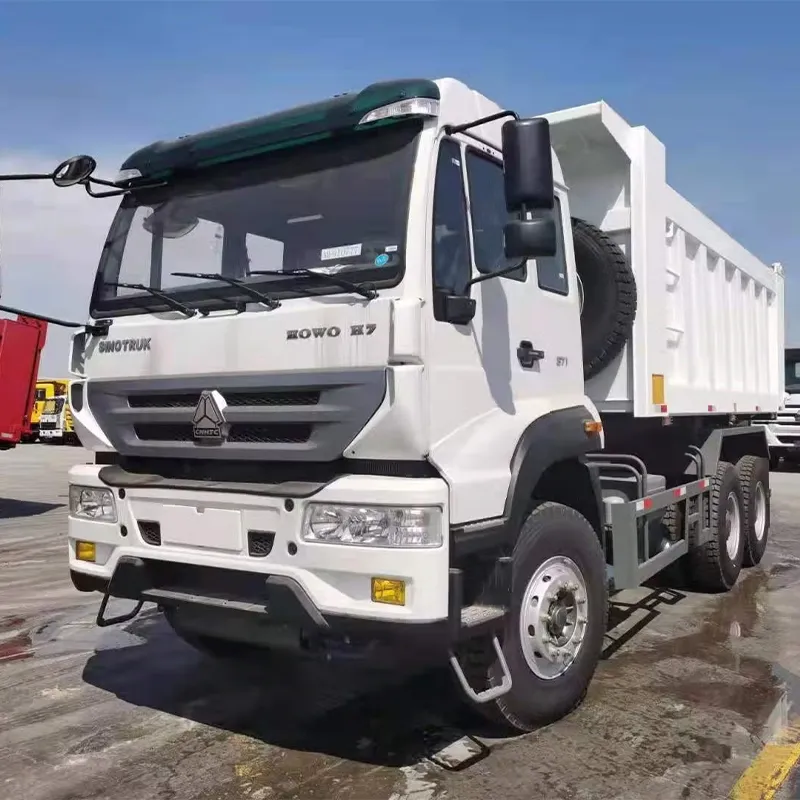 Sinotruk Howo H7 tractor unit – front view with aerodynamic cab