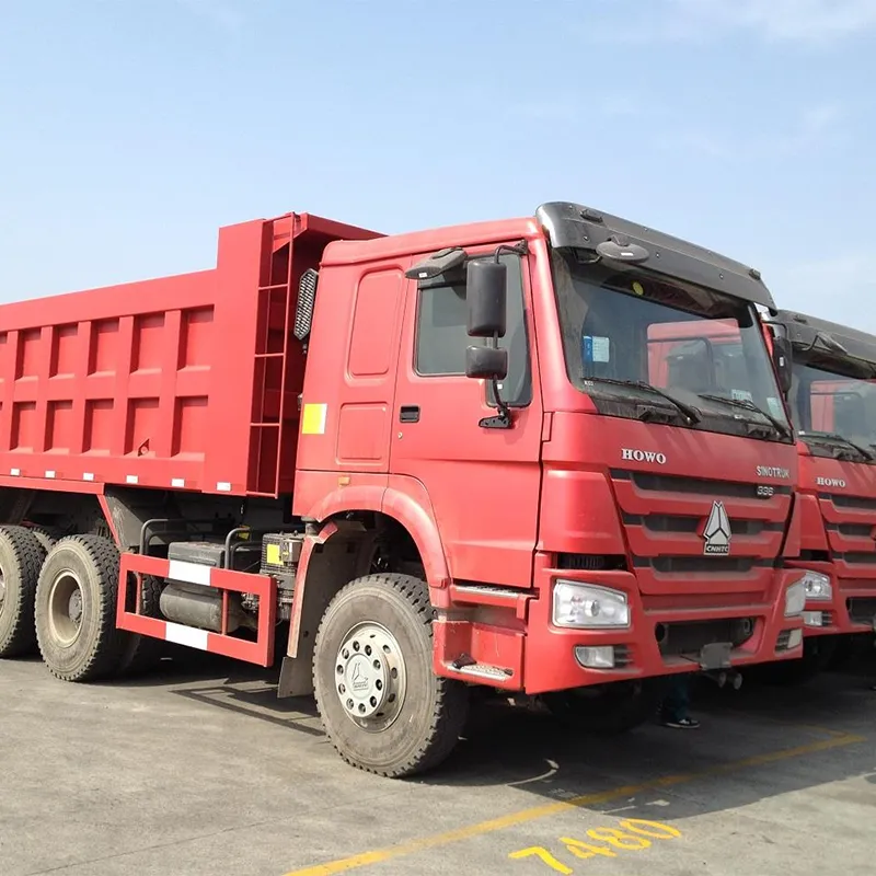 Sinotruk 6 Wheeler Dump Truck front angle